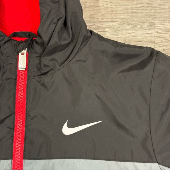 Nike Boys 4-7 Fleeced Lined Lightweight Jacket - Picture 3 of 9
